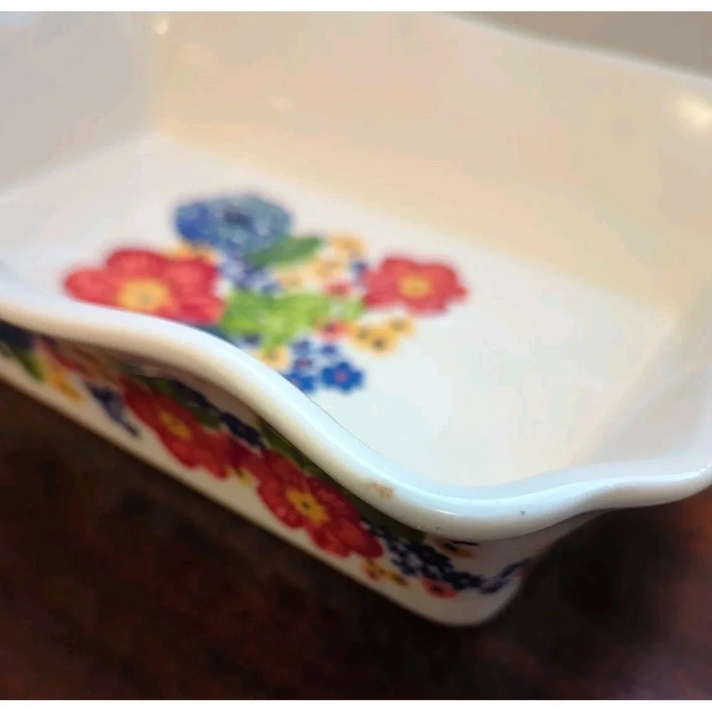 Pioneer Woman Ceramic Casserole Dish Salt Shaker Plate Butter Dish Base 4pc